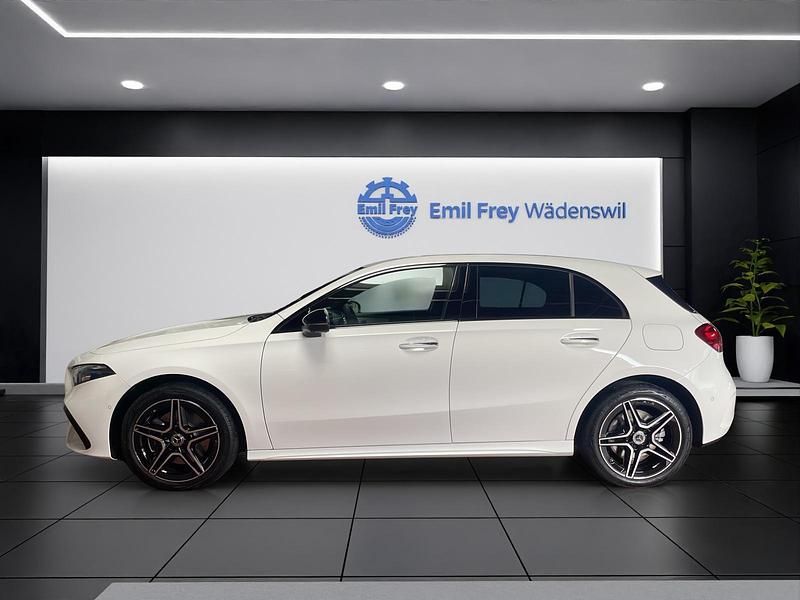 Neu Mercedes A250 AMG line 218 PS (160 kW) 2025 Weiss Limousine