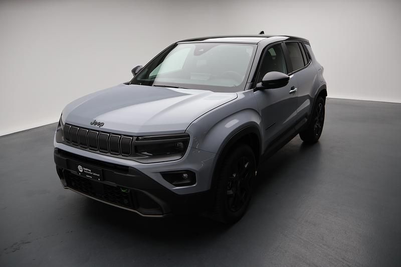 Neu Jeep Avenger Overland 136 PS (100 kW) 2025 Grau SUV