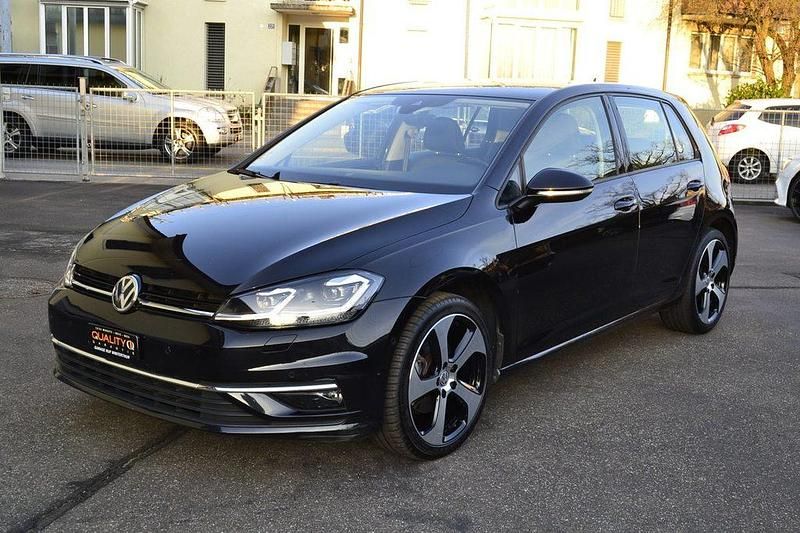 Gebraucht VW Golf VII Highline 150 PS (110 kW) 2017 Limousine