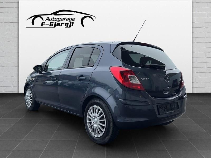 Gebraucht Opel Corsa 100 PS (73 kW) 2010 Kleinwagen