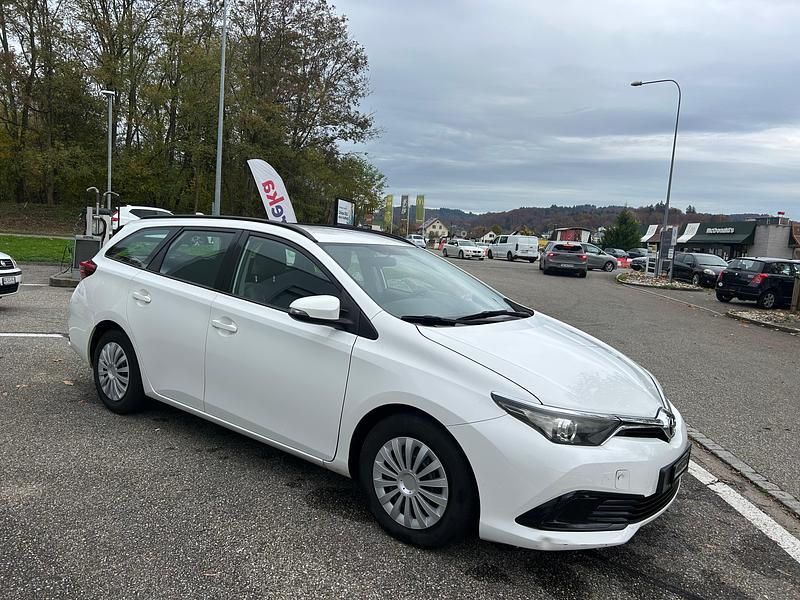 Gebraucht Toyota Auris Touring Sports Active 90 PS (66 kW) 2016 Kombi