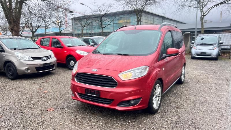 Gebraucht Ford Tourneo Courier Ambiente 75 PS (55 kW) 2015 Van / Kleinbus