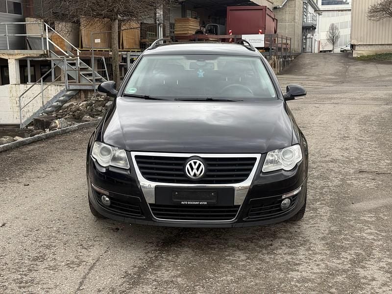 Gebraucht VW Passat Highline 122 PS (89 kW) 2011 Kombi