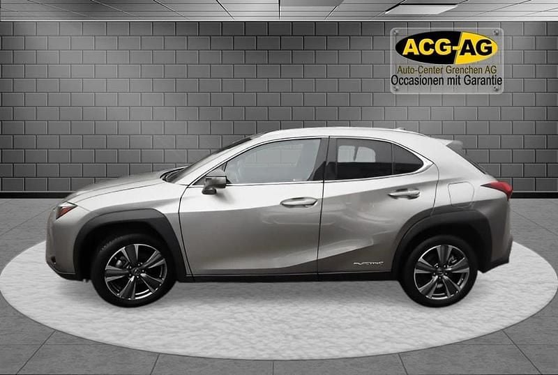 Gebraucht Lexus UX 300e 150 kW (204 PS) 2022 SUV