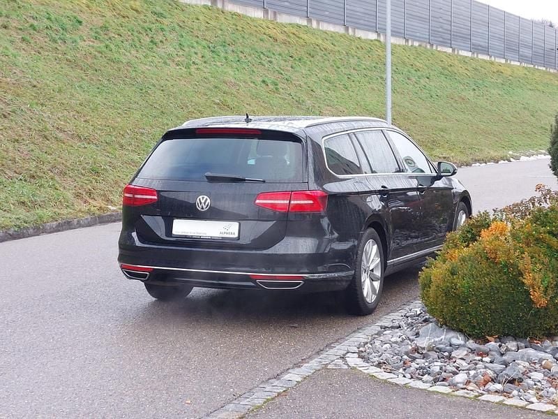 Gebraucht VW Passat Highline 240 PS (176 kW) 2015 Kombi