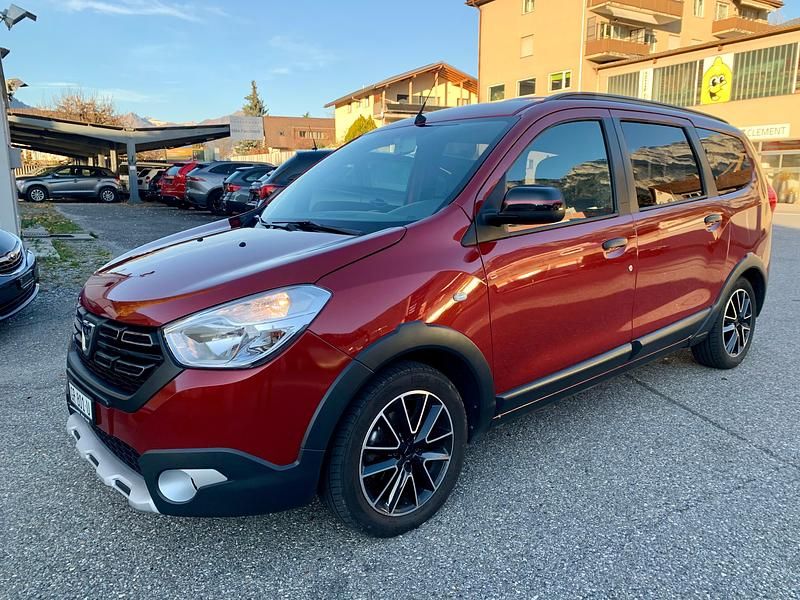 Gebraucht 2019 Dacia Lodgy Stepway Van / Kleinbus | CHF 11’900 - Bild 1/4