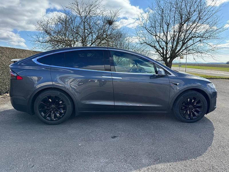 Gebraucht Tesla Model X 386 kW (525 PS) 2017 SUV