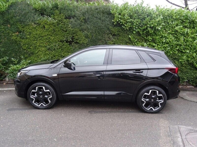 Schwarz Gebraucht 2023 Opel Grandland X SUV | CHF 38’990 - Bild 1/4