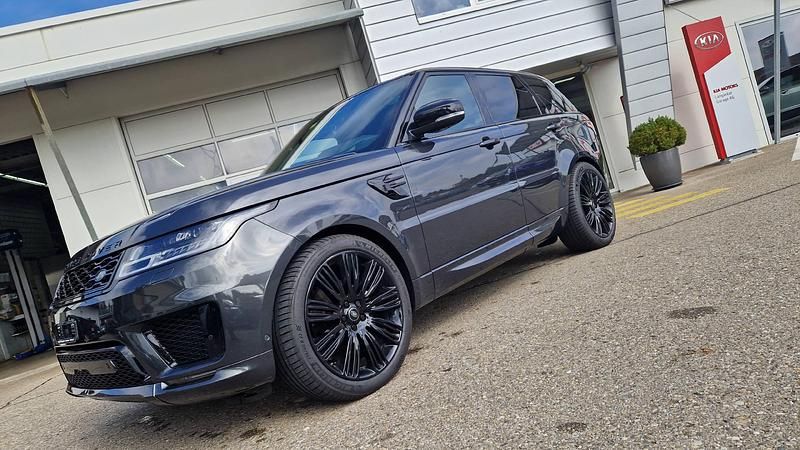 Grau Gebraucht 2018 Land Rover Range Rover Sport HSE Dynamic SUV | CHF 48’850 (Teuer) - Bild 1/4