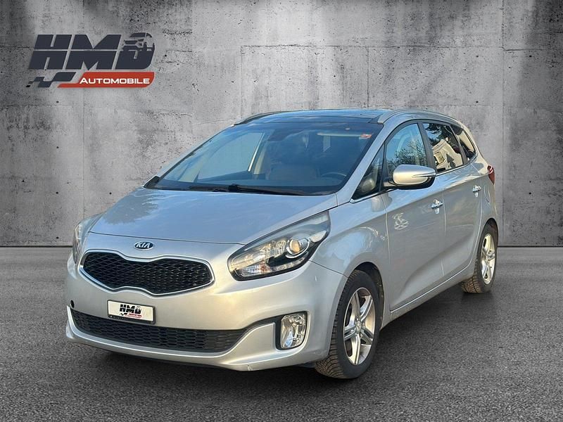 Gebraucht Kia Carens Style 141 PS (103 kW) 2015 Van / Kleinbus