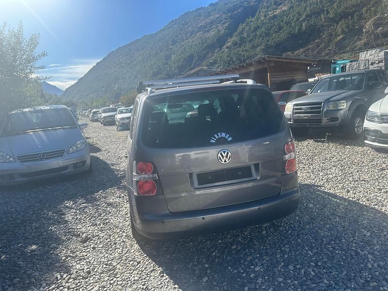 Gebraucht VW Touran Trendline 140 PS (102 kW) 2004 Van / Kleinbus