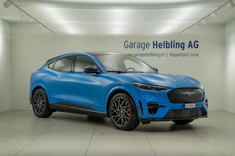 Blau Gebraucht 2024 Ford Mustang Mach-E GT SUV | CHF 55’500 (Teuer) - Bild 1/4
