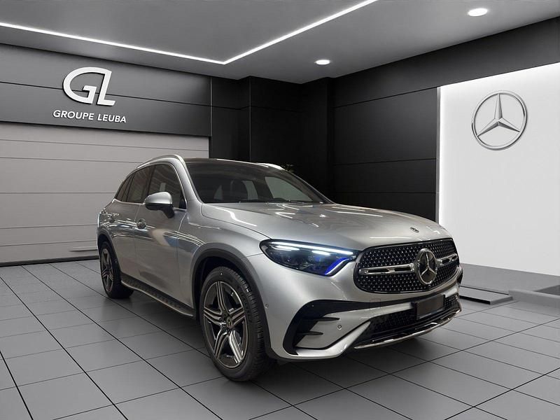 Neu Mercedes GLC220 197 PS (144 kW) 2025 Grau SUV