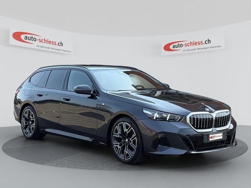 Gebraucht 2024 BMW 520 Shadowline Kombi | CHF 42’980 (Guter Preis) - Bild 1/4