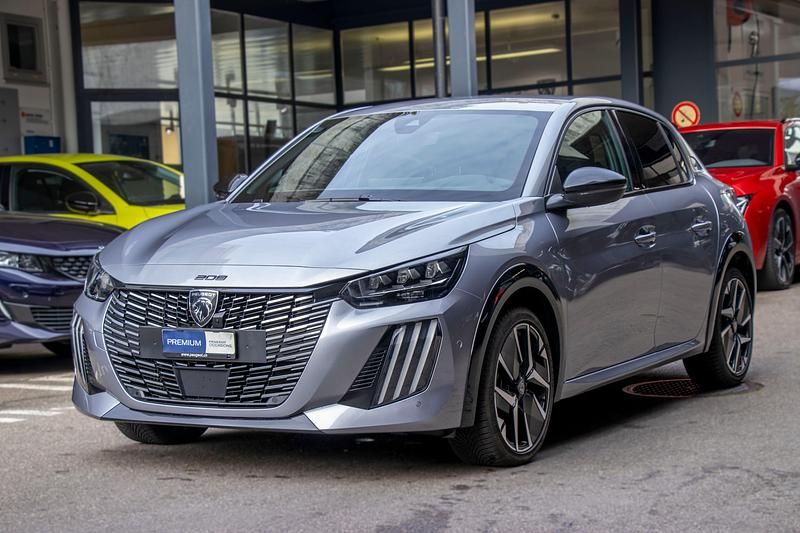 Gebraucht 2024 Peugeot 208 GT Kleinwagen | CHF 22’900 - Bild 1/4