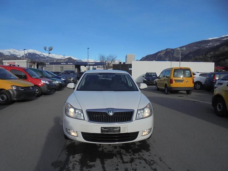 Gebraucht Skoda Octavia Ambition 105 PS (77 kW) 2012 Kombi