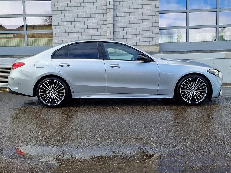 Gebraucht Mercedes C300e AMG line 265 PS (194 kW) 2022 Limousine