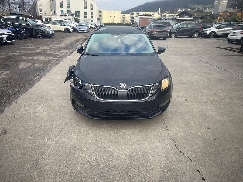 Gebraucht 2018 Skoda Octavia Ambition Kombi | CHF 5’900 (Superpreis) - Bild 1/4