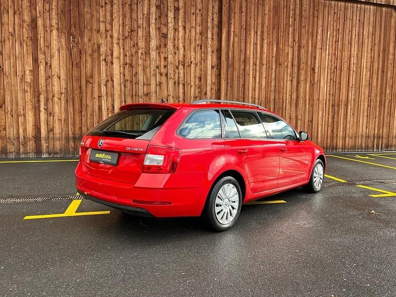 Gebraucht Skoda Octavia Ambition 115 PS (84 kW) 2019 Kombi