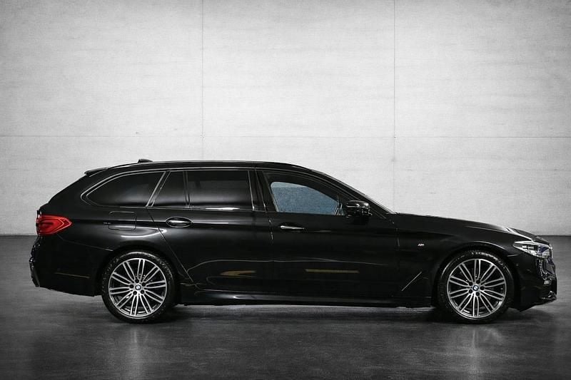 Gebraucht BMW 530 Shadowline 265 PS (194 kW) 2018 Kombi