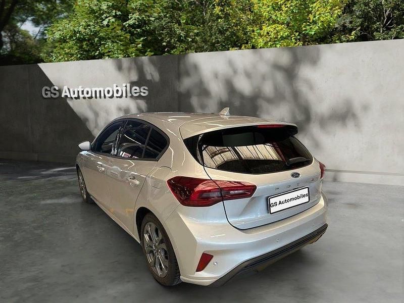 Gebraucht Ford Focus ST-Line X 155 PS (114 kW) 2023 Limousine