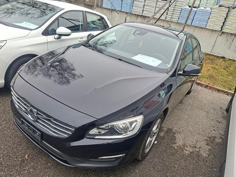 Gebraucht Volvo S60 Momentum 181 PS (133 kW) 2015 Limousine