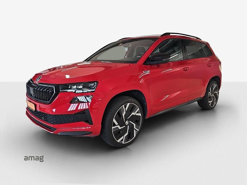 Velvet rot, metallic spezial Gebraucht 2022 Skoda Karoq SportLine SUV | CHF 28’490 (Fairer Preis) - Bild 1/4