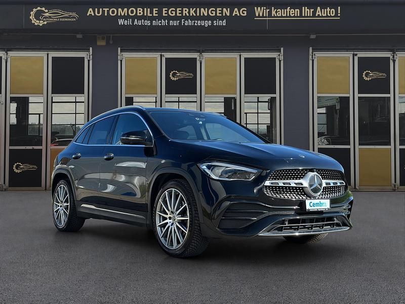 Gebraucht Mercedes GLA200 AMG line 163 PS (119 kW) 2023 SUV