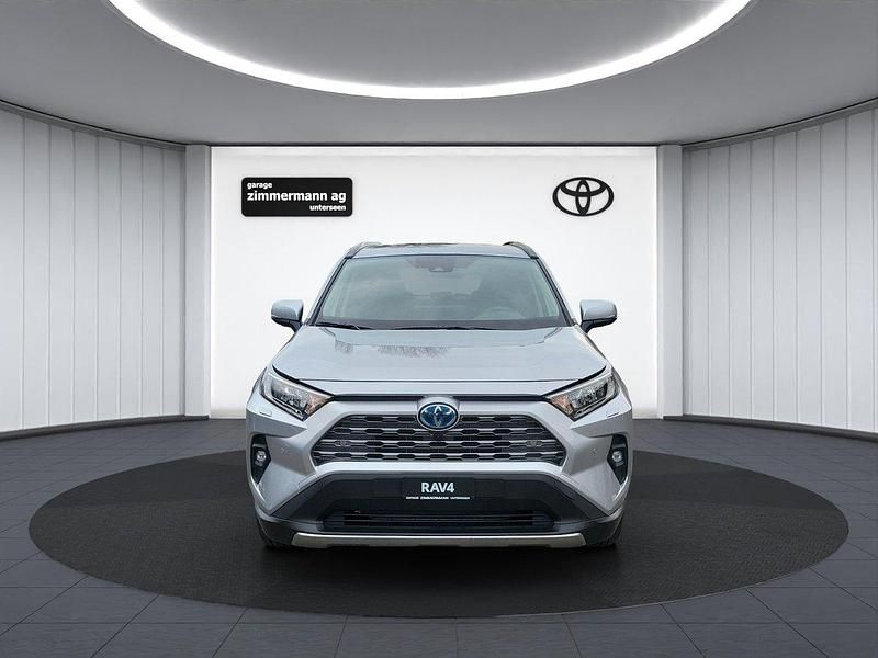 Gebraucht Toyota RAV4 Hybrid Trend 222 PS (163 kW) 2024 Silber SUV