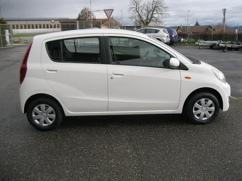 Gebraucht Daihatsu Cuore 69 PS (50 kW) 2008 Kleinwagen