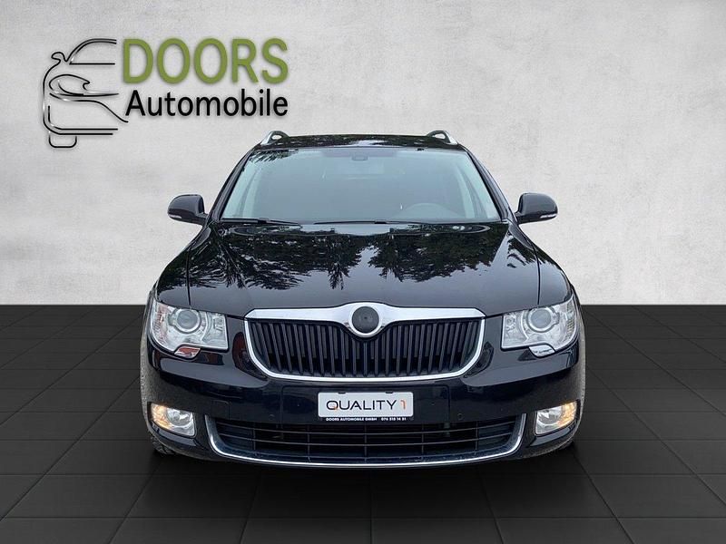 Gebraucht Skoda Superb Elegance 160 PS (117 kW) 2010 Kombi