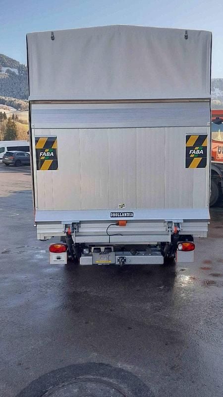 Gebraucht Mercedes Sprinter 170 PS (125 kW) 2024 Weiss Van