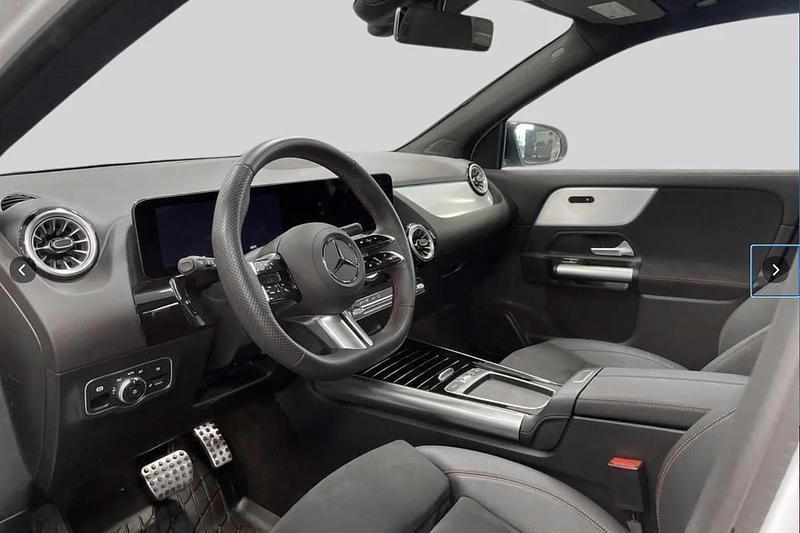 Gebraucht Mercedes GLA250 217 PS (159 kW) 2024 SUV