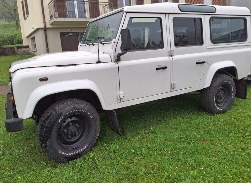 Gebraucht 2009 Land Rover Defender SUV | CHF 35’900 (Superpreis) - Bild 1/4