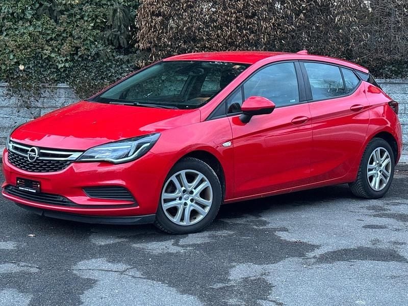 Gebraucht Opel Astra Enjoy 105 PS (77 kW) 2017