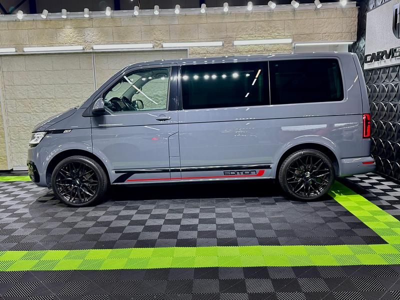 Gebraucht VW Multivan Pure 204 PS (150 kW) 2021 Van