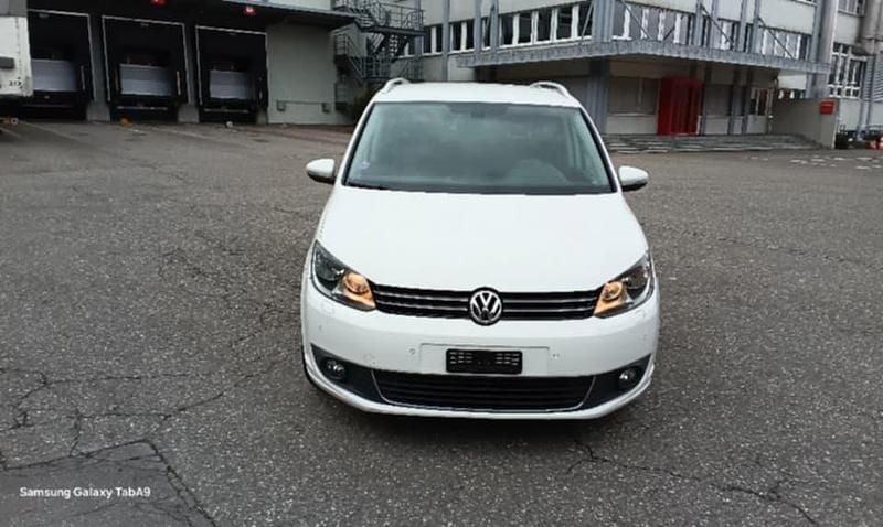 Gebraucht VW Touran Trendline 140 PS (102 kW) 2012 Van / Kleinbus