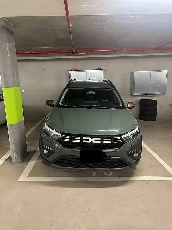 Gebraucht Dacia Jogger Extreme 140 PS (102 kW) 2024 Van / Kleinbus