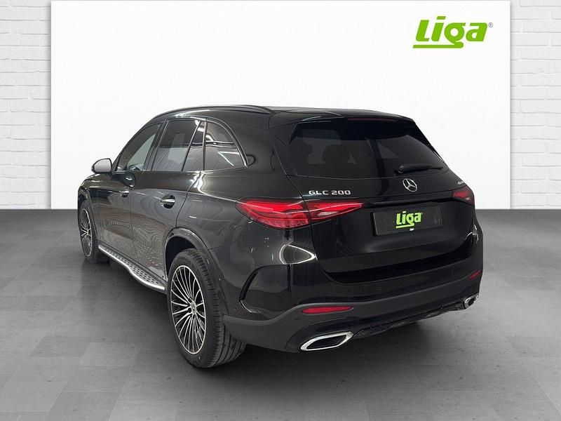 Neu Mercedes GLC200 AMG line 227 PS (166 kW) 2025 SUV