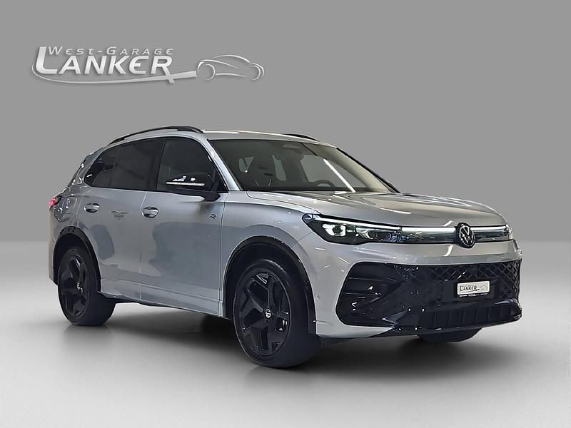 Gebraucht VW Tiguan R-line 193 PS (141 kW) 2024 Silber SUV