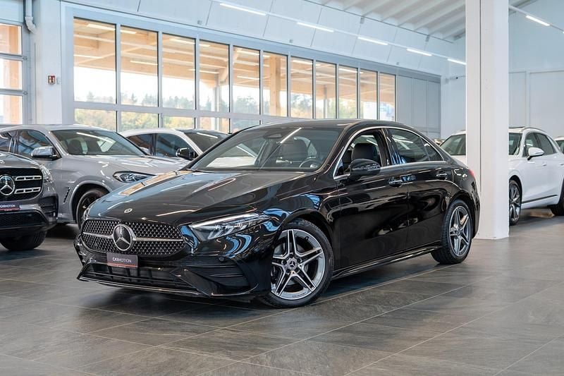 Gebraucht 2024 Mercedes A200 AMG line Limousine | CHF 34’900 (Etwas zu teuer) - Bild 1/4