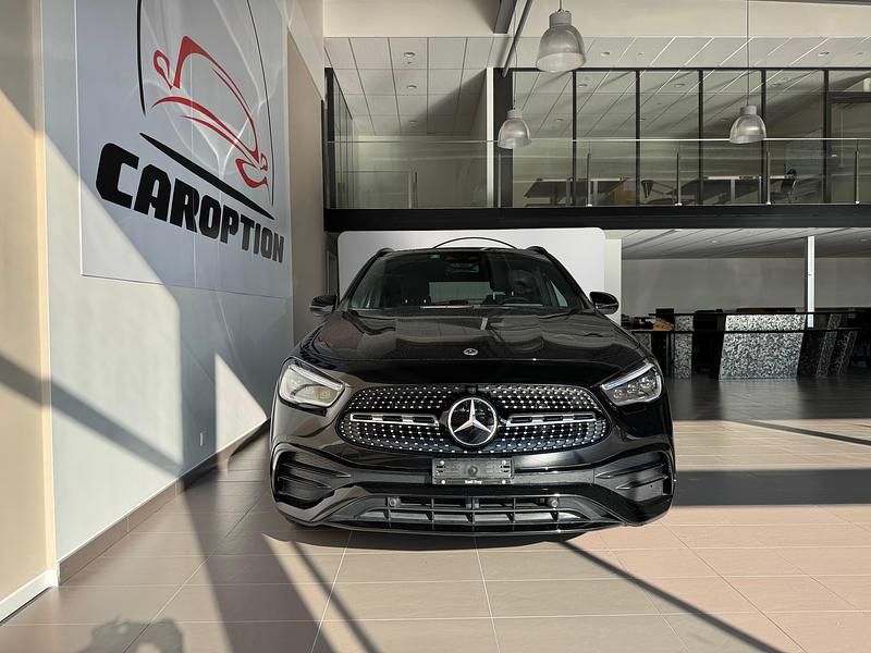Gebraucht Mercedes GLA200 AMG line 163 PS (119 kW) 2022 SUV