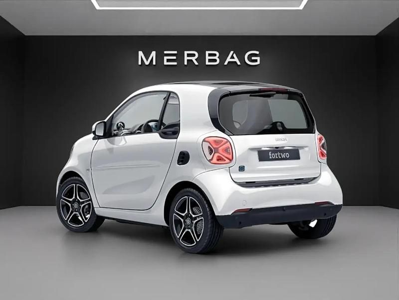 Gebraucht Smart ForTwo Electric Drive Pulse 60 kW (82 PS) 2025 Weiss Kleinwagen