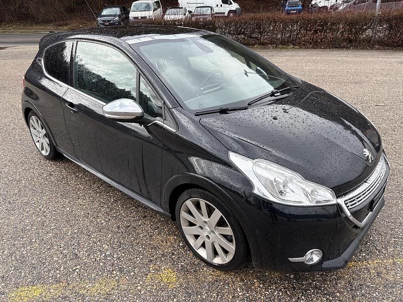 Gebraucht Peugeot 208 156 PS (114 kW) 2014 Kleinwagen