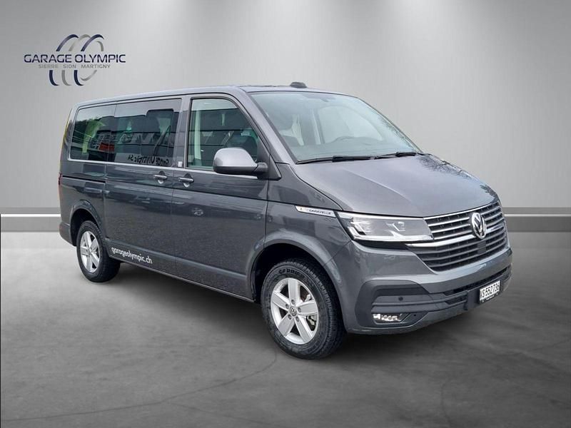 Gebraucht VW Caravelle Comfortline 150 PS (110 kW) 2023 Van / Kleinbus