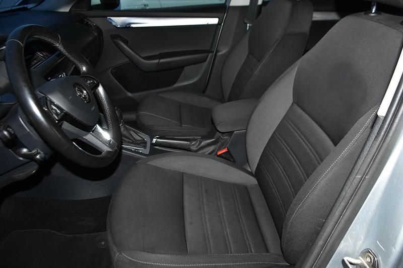 Gebraucht Skoda Octavia Ambition 184 PS (135 kW) 2020 Kombi