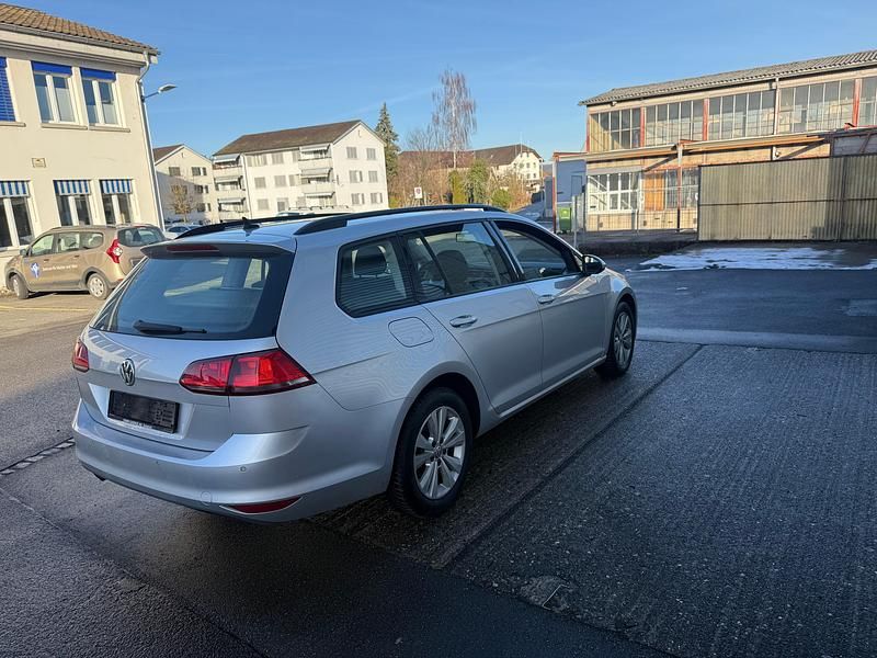 Gebraucht VW Golf VII Comfortline 110 PS (80 kW) 2014 Kombi