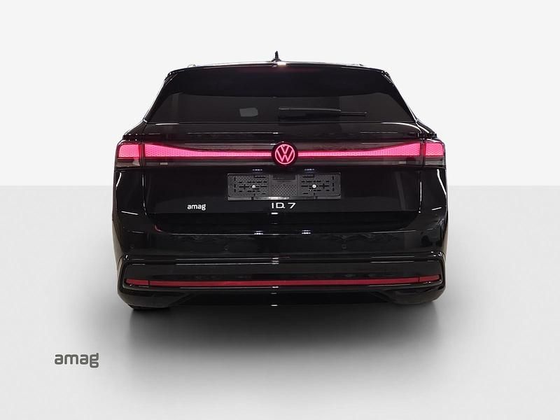 Gebraucht VW ID.7 Pro 210 kW (286 PS) 2024 Grenadill black metallic Kombi