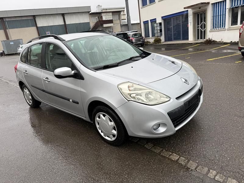 Gebraucht Renault Clio II Dynamique 101 PS (74 kW) 2009