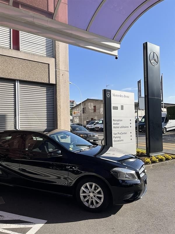 Gebraucht Mercedes A160 90 PS (66 kW) 2015